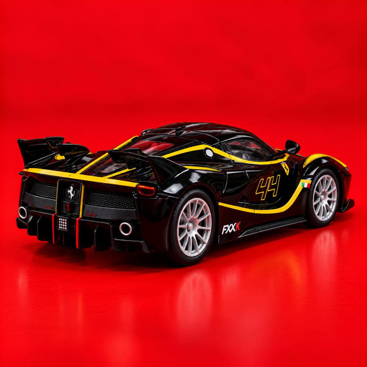 Ferrari FXX K 1:64 Diecast Model Car | Bburago – Black