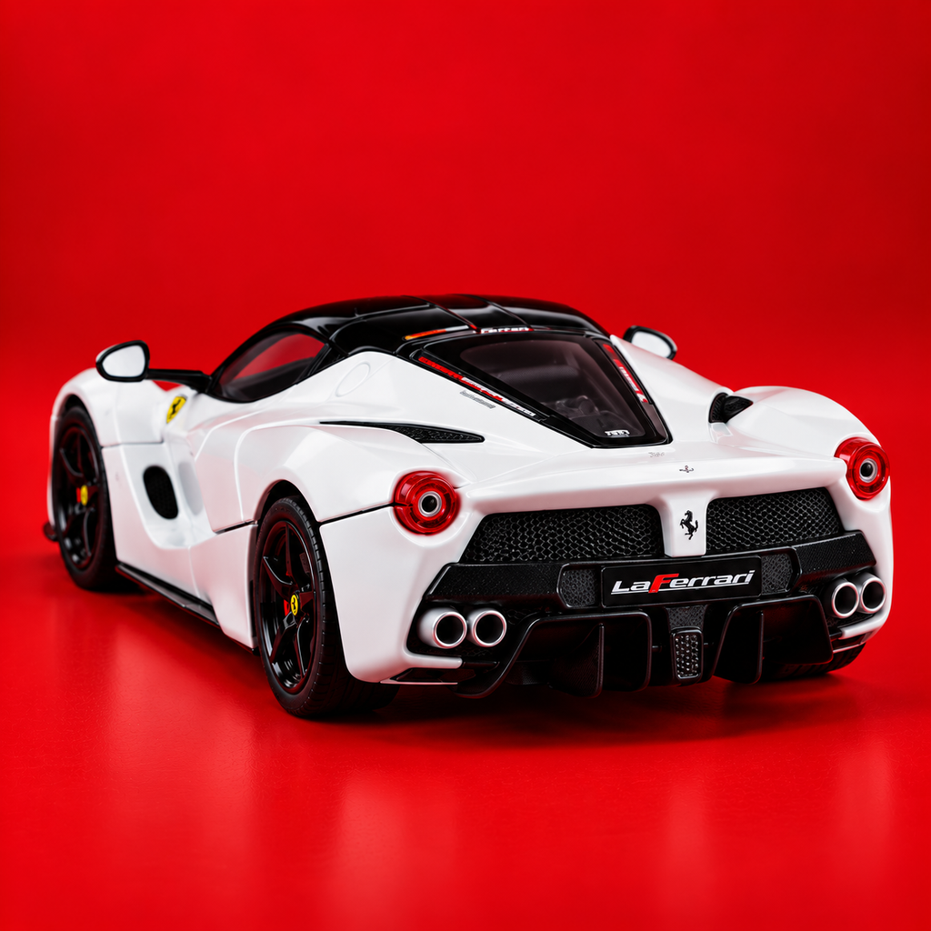 Ferrari LaFerrari 1:64 Diecast Model Car | Bburago – White