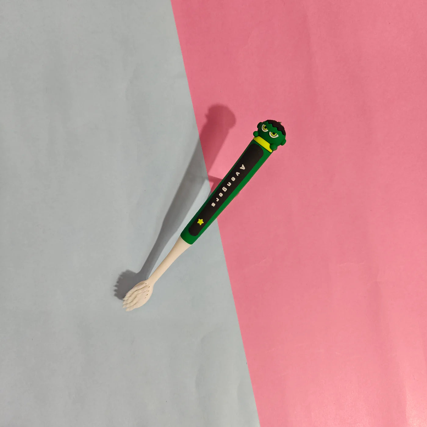 AVENGER THEME TOOTH BRUSH