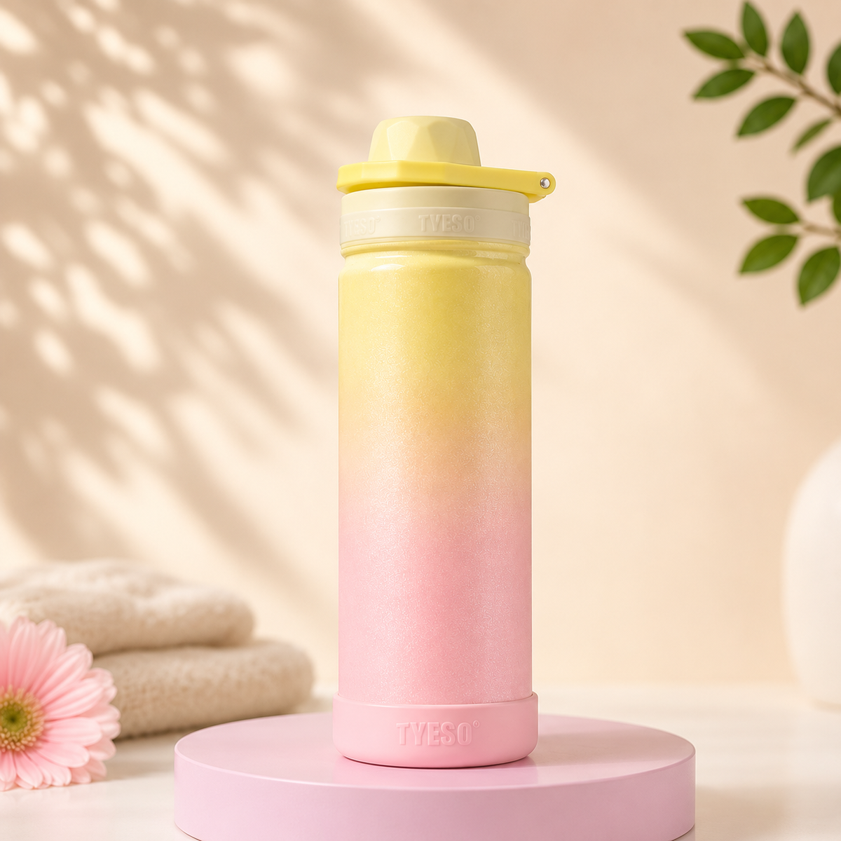 Tyeso Cosmic - 600ml Vacuum Bottle with Silicone Base