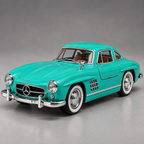 Mercedes-Benz 300 SL Gullwing 1:22 Scale Diecast Model Car – Greenish Blue Edition