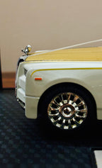 Rolls Royce Phantom Coachline, 1:24 Diecast Model