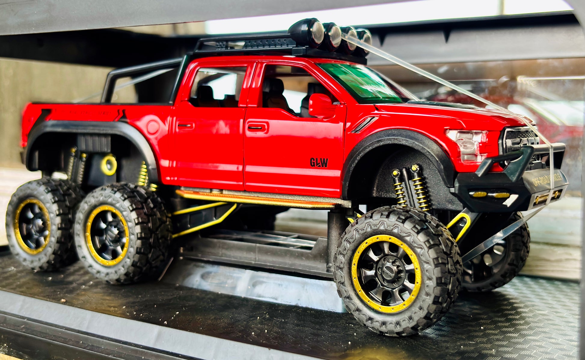 Ford Raptor 6×6, 1:24 Diecast Model