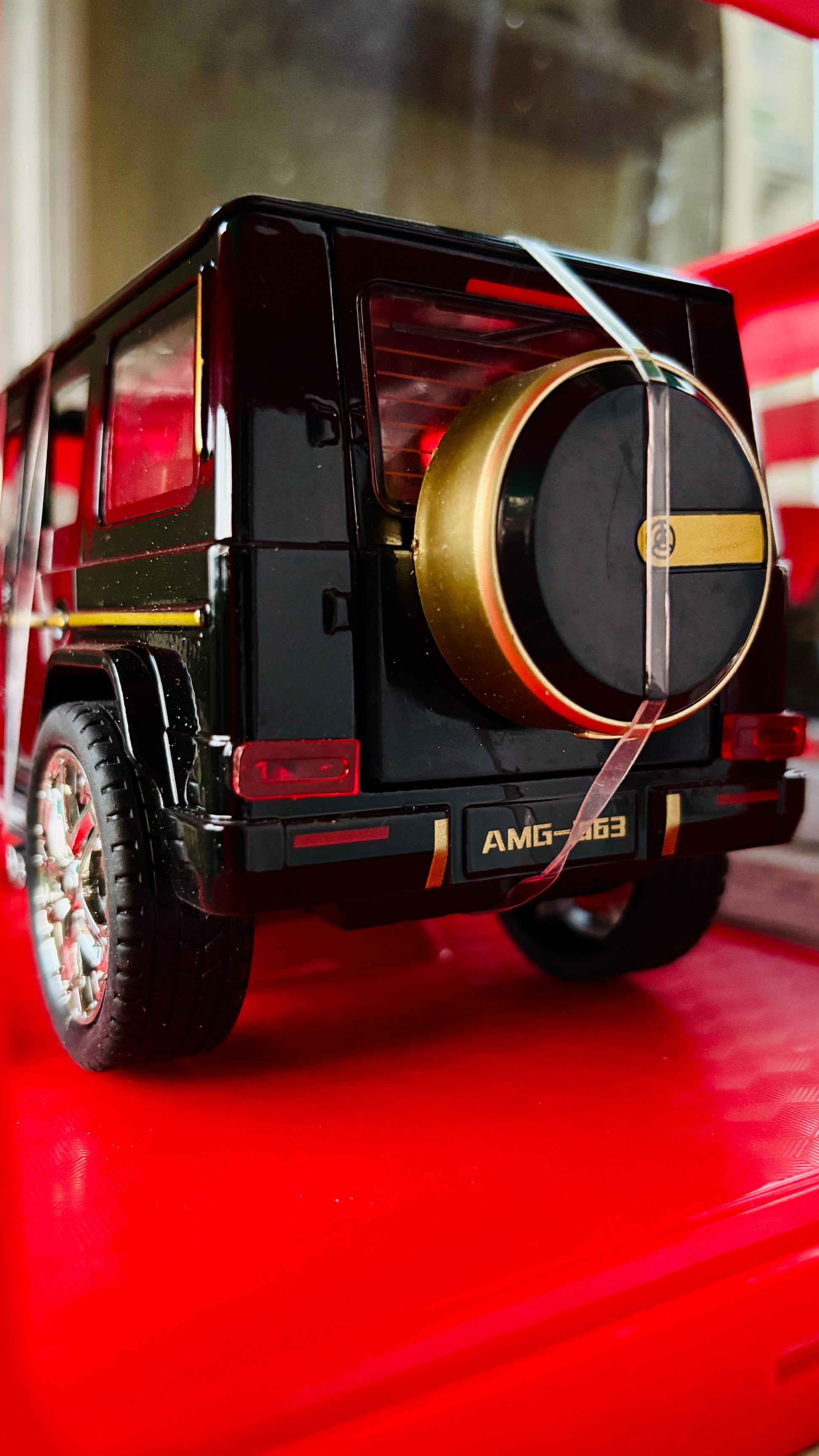 Mercedes G-Wagon, 1:24 Diecast Model
