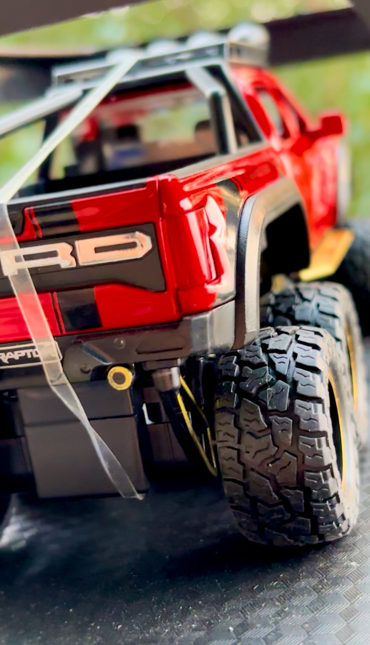 Ford Raptor 6×6, 1:24 Diecast Model