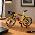 Premium 1:8 Scale Die-Cast Bicycle Toy With Realistic Design, Movable Pedals and Sturdy Metal Construction